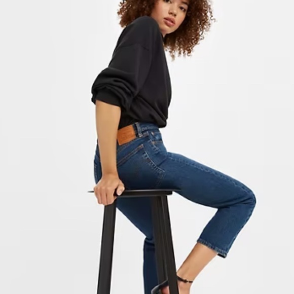 Levi’s Wedgie Straight Fit Jeans in Charleston Outlasted - Dark Wash Size 27‎ - Picture 1 of 13